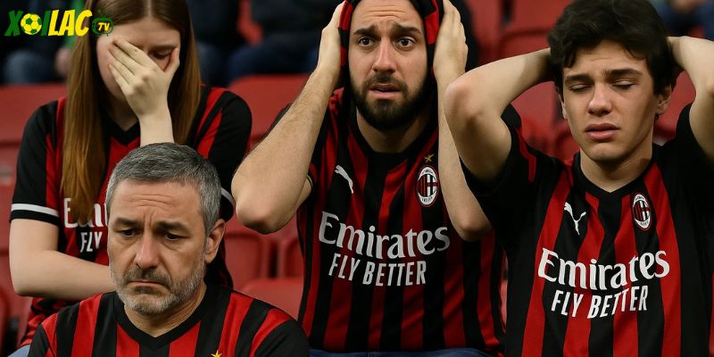 Người hâm mộ thất vọng khi Milan của Modrić thua Cremonese tại San Siro. Người hâm mộ thất vọng khi Milan của Modrić thua Cremonese tại San Siro.