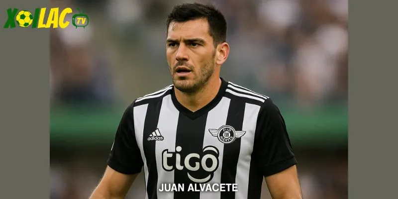 Alvacete là mũi nhọn của Libertad trong trận Delfín vs Libertad. Alvacete là mũi nhọn của Libertad trong trận Delfín vs Libertad.